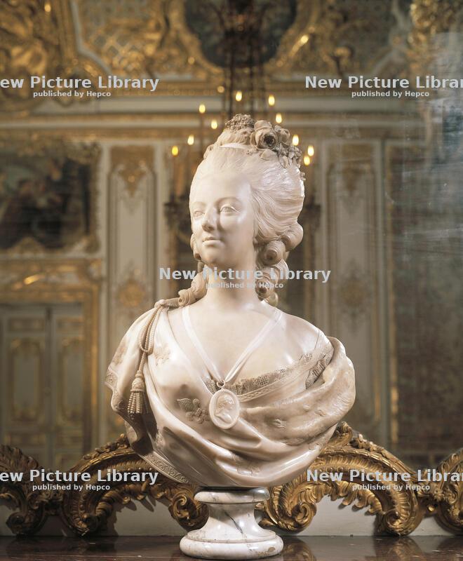 Marie Antoinette Style